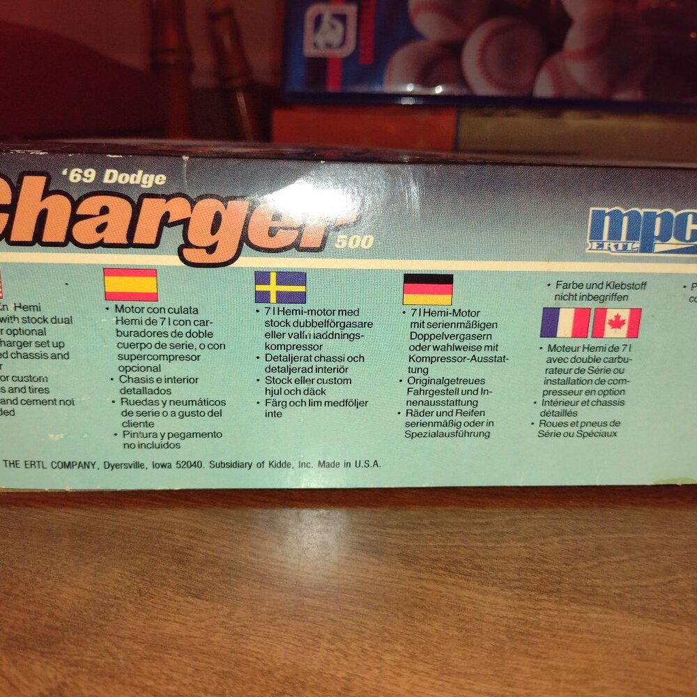 1969 Dodge Charger 500 MPC Ertl Model Car 1/25 Scale - Picture 3 of 7